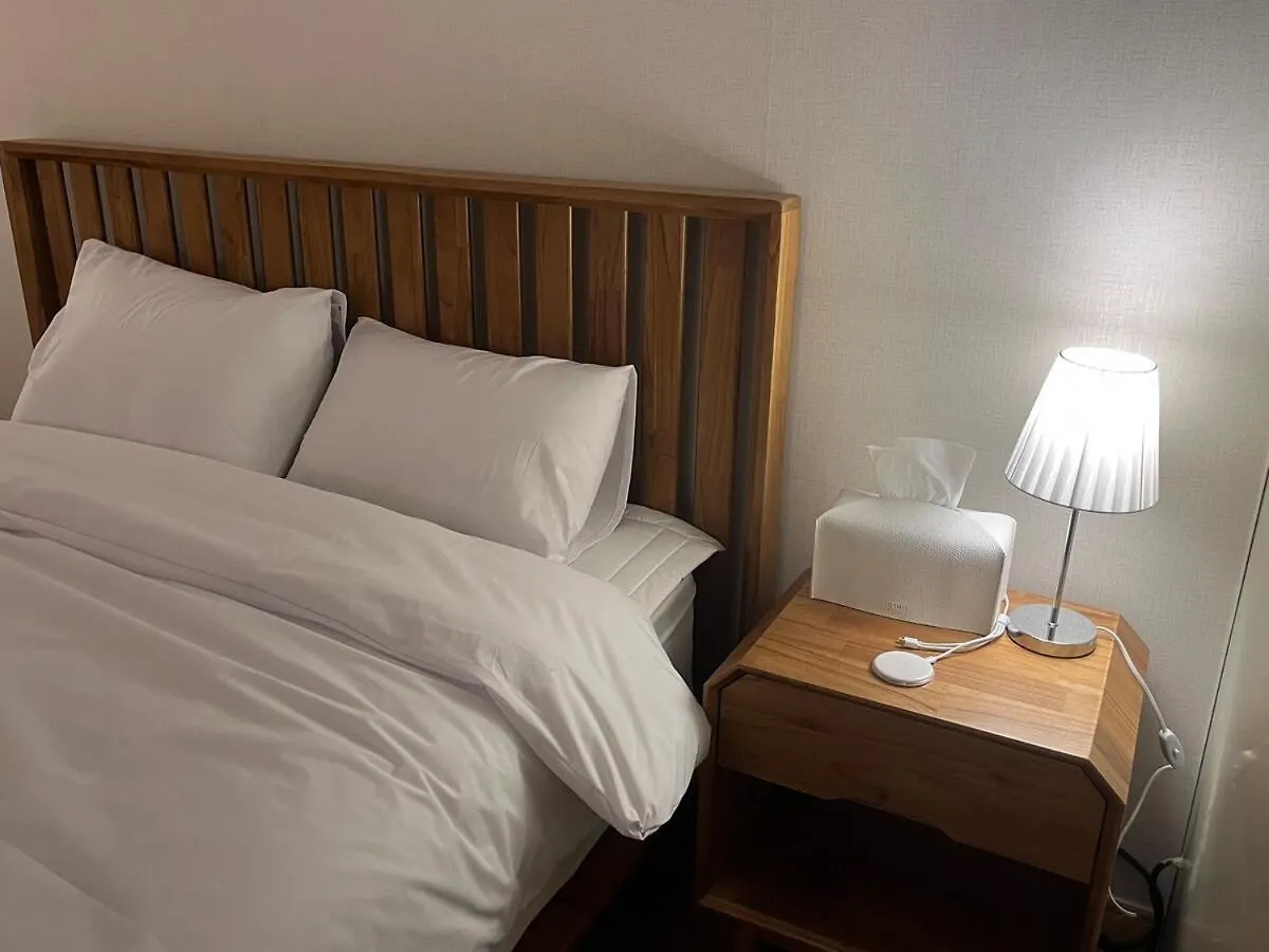 Апартаменты Sweet Home In Hongdae 1 Minute Away Сеул Южная Корея