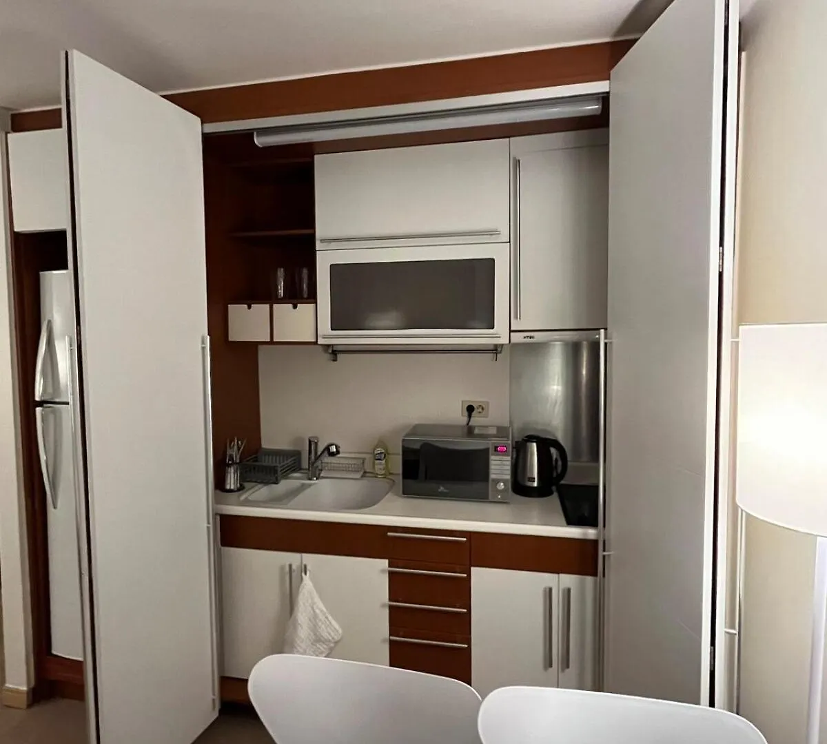 Sweet Home In Hongdae 1 Minute Away Сеул